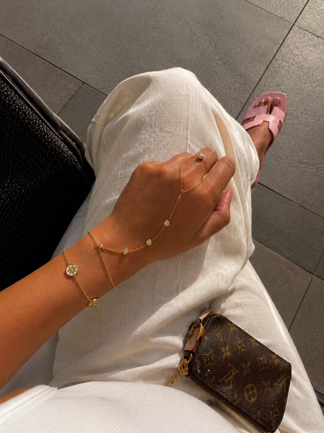 Arwa handchain
