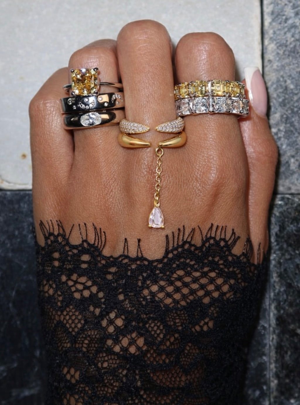 Zella ring