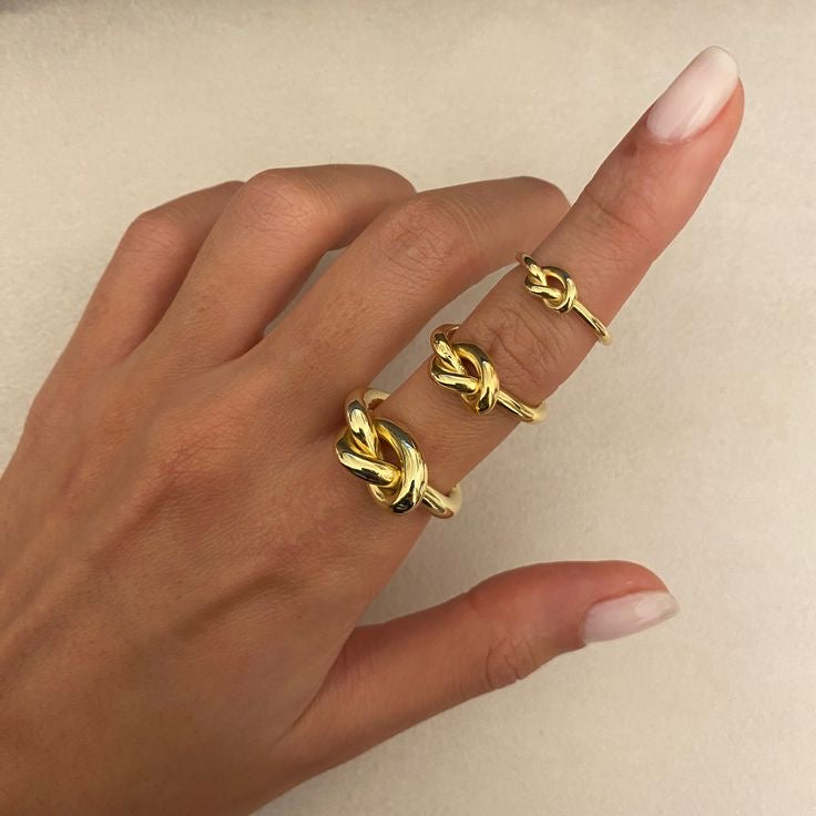 Selena ring